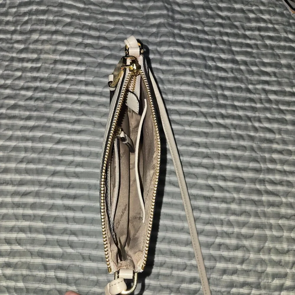 Calvin Klein mini crossbody bag, off white, 8.5 x 6.5 - Picture 2 of 4